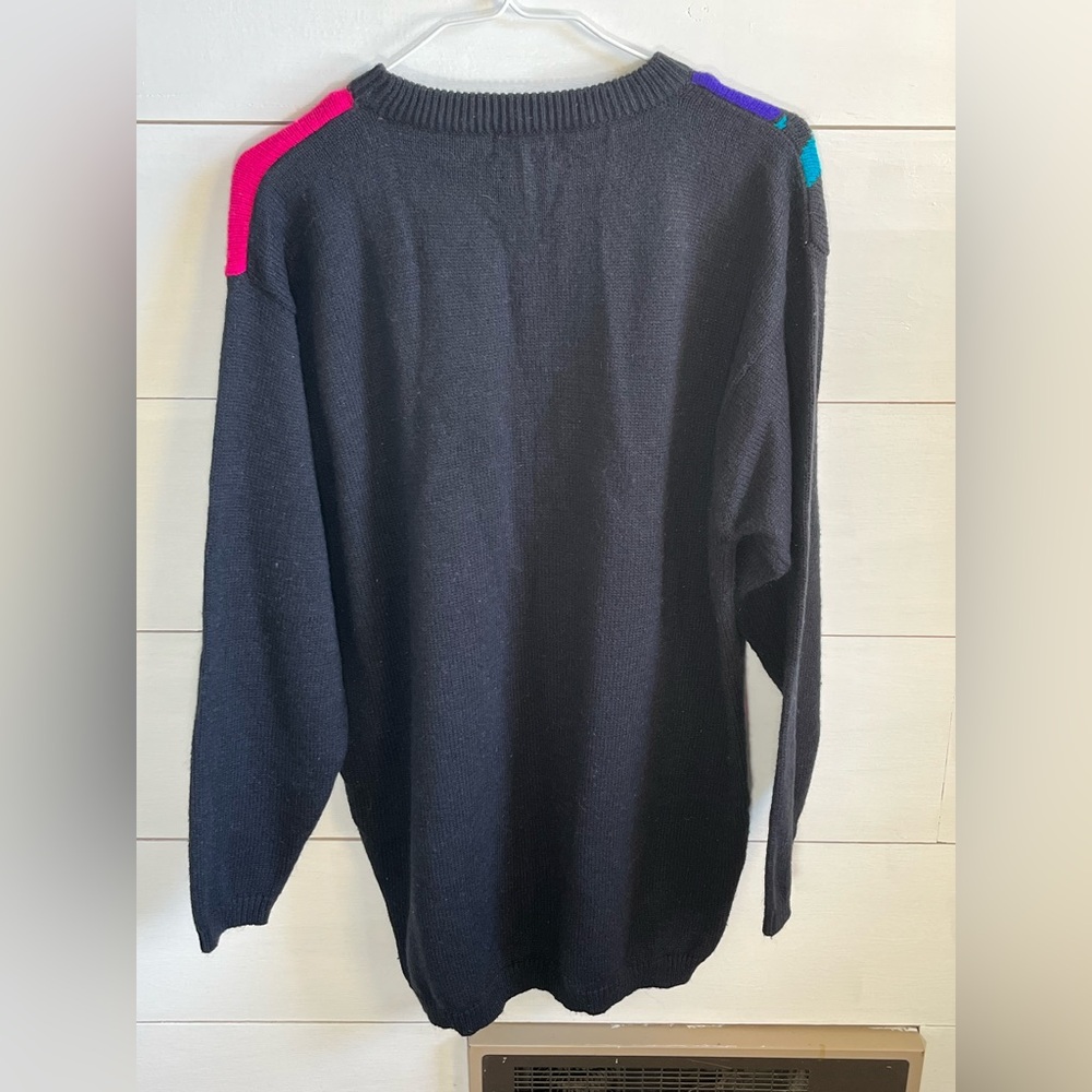 Vintage Alia Colorful Graphic Sweater - Picture 2 of 3
